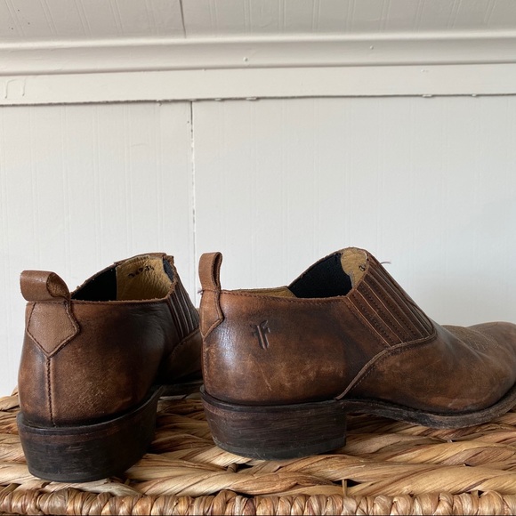 Frye Western Ankle Bootie Brown Leather - Picture 6 of 7